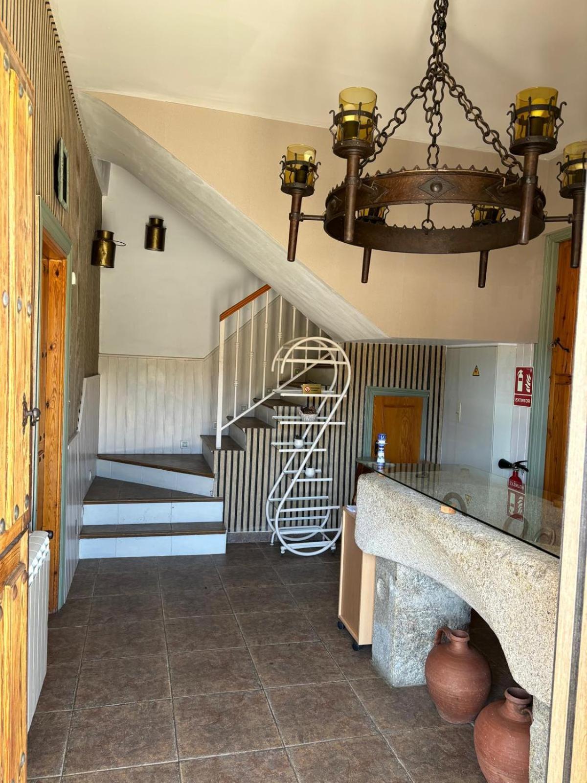 Altogredos Hotel Rural Y Apartamentos Turisticos 요요스델에스피뇨 외부 사진