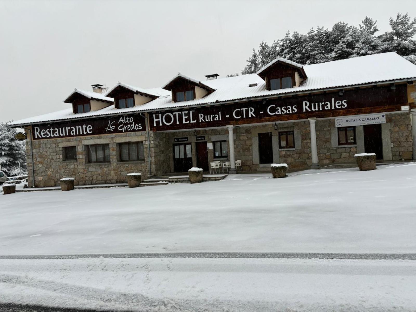 Altogredos Hotel Rural Y Apartamentos Turisticos 요요스델에스피뇨 외부 사진